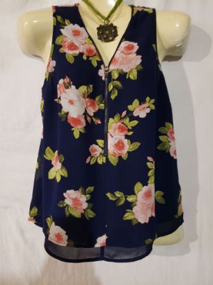 Picture of Blue Flowery Suzy Shier Blouse Size M