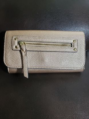 Picture of Gold Colored Purse