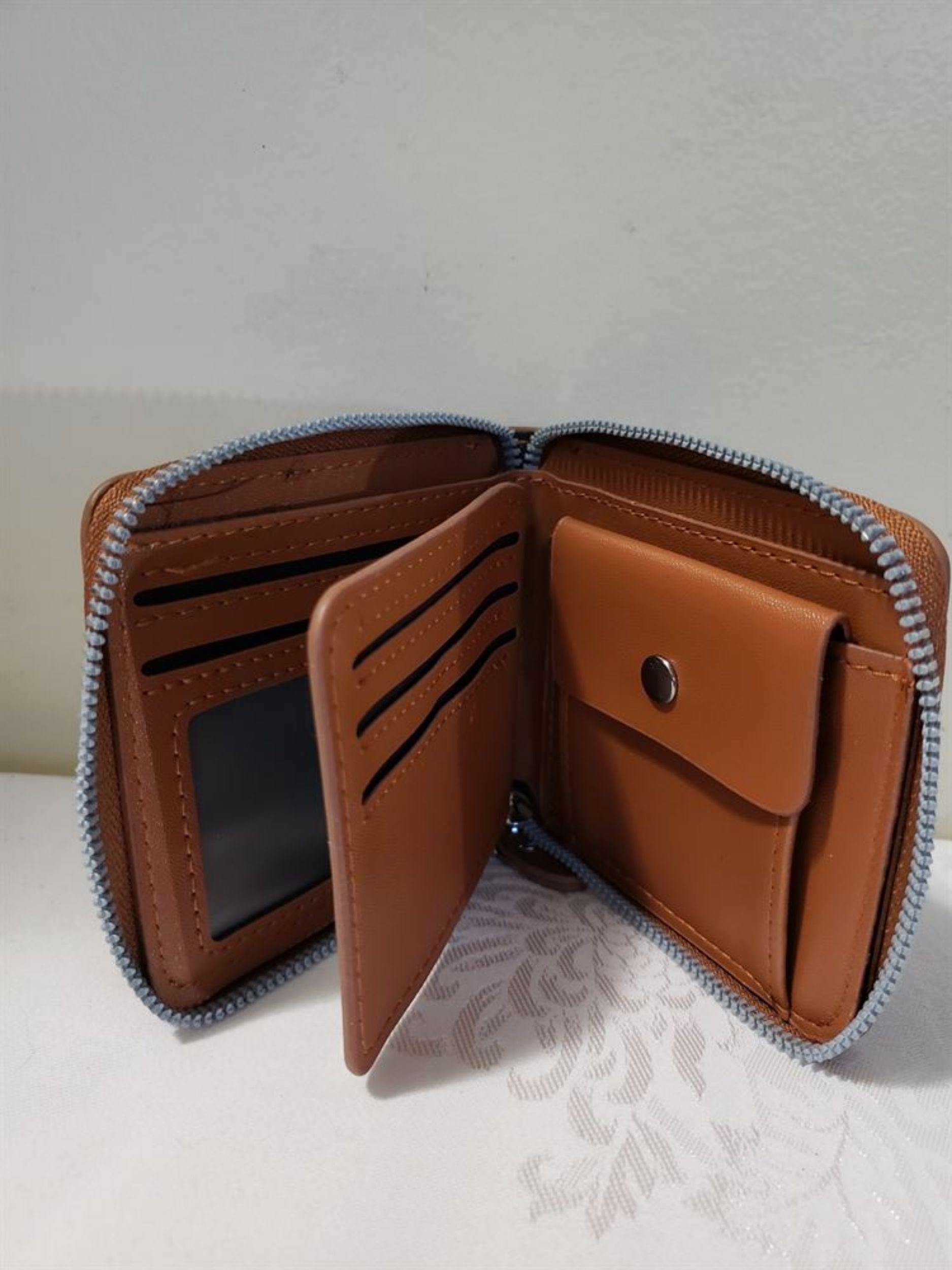 Leather Crossbody Wallet