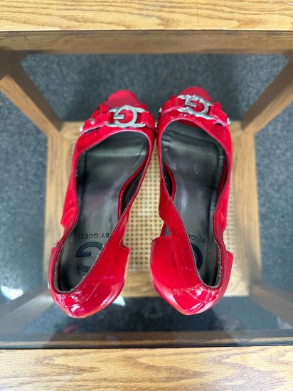 Pre-owned Guess heels