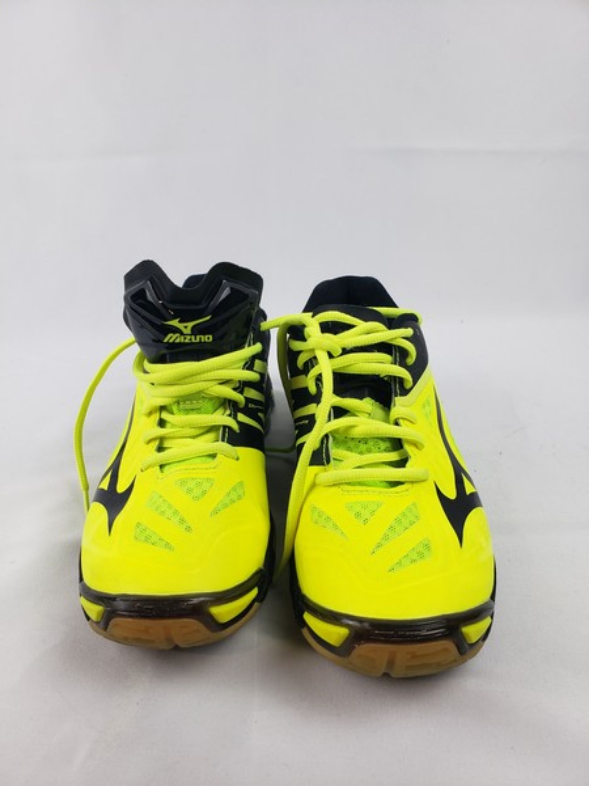 Picture of Mizuno Wave Lightning Sneakers | Lemon Green & Black | Size 8